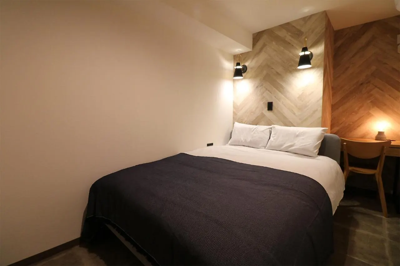 Maison Sapporo 0*,
