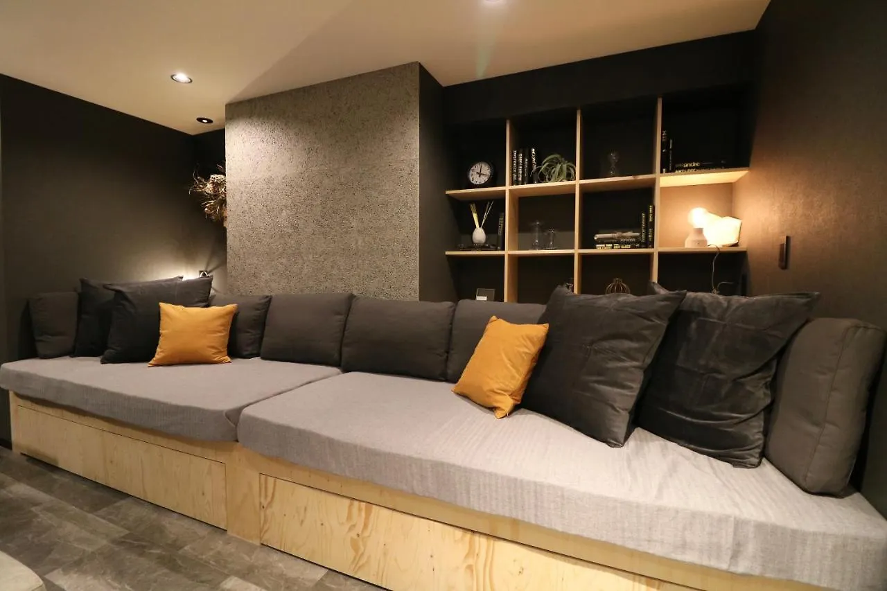 Maison Sapporo 0*,